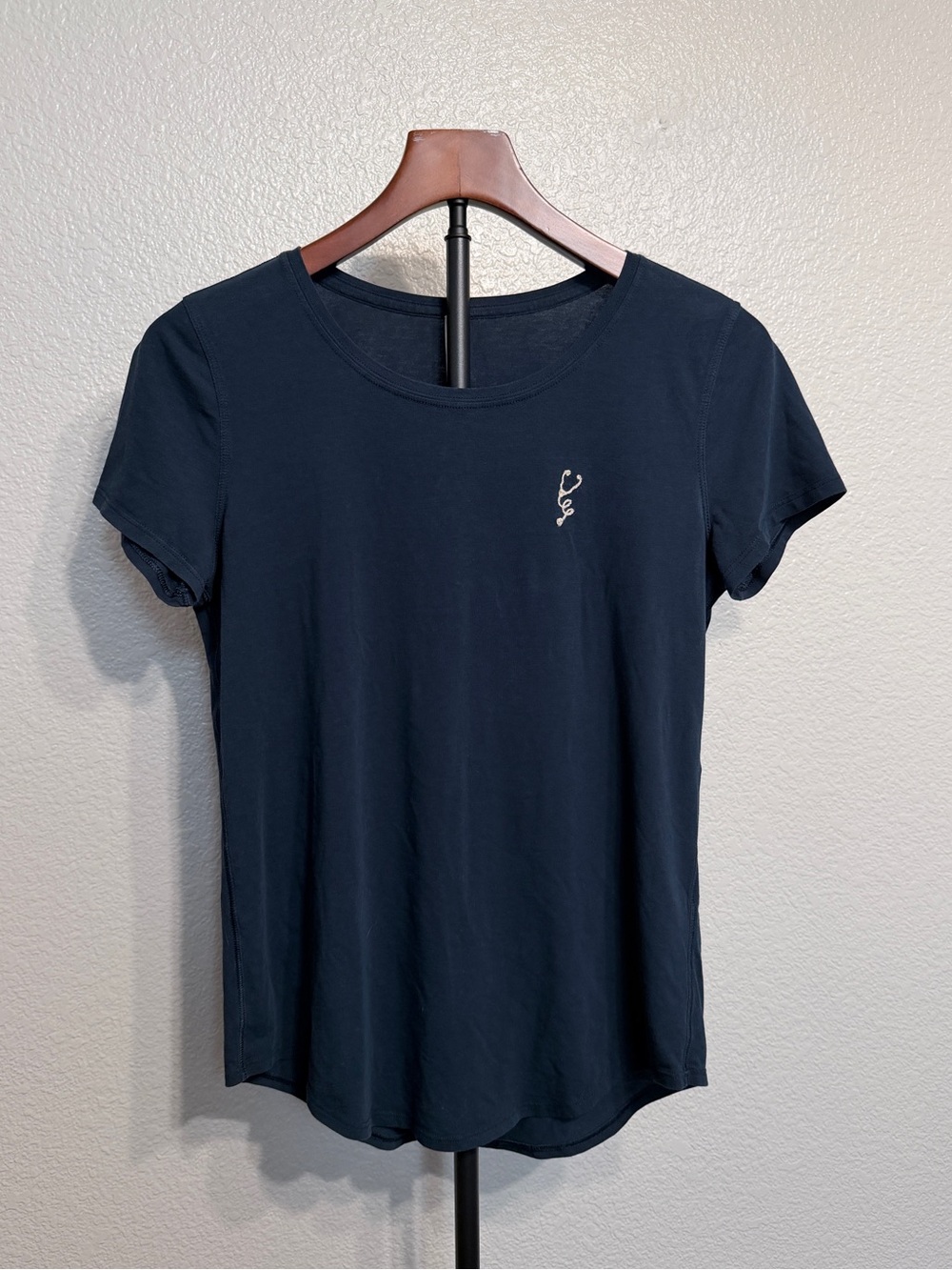 Lululemon Pima Cotton Navy Blue Short Sleeve Tee (Embroidery Detail) - Women’s 4